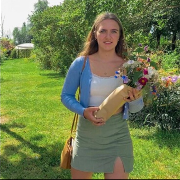 Cropped cardigans - Picture 3 of 4